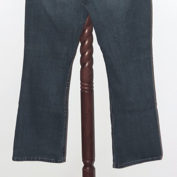 Levi's Signature Stretch Boot Cut denim jeans - Picture 5 of 5